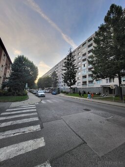 Na Malinovského ulici slnečný 67 m2 dobrý byt - 3