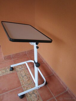 Stolik ku zdravotníckej posteli  - AKO NOVÝ - 3