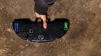 Audi A4 B7 farebný tachometer - 3