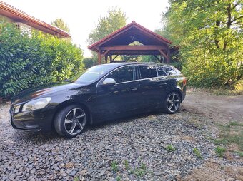 Volvo V60 r design - 3