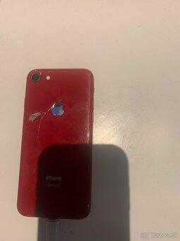 Predám Iphone 8 - 3