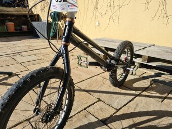 Cyklotrialovy bicykel - 3