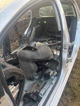 VW GOLF 5PLUS - 3