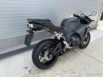 Honda CBR600RR model 2025 - 3