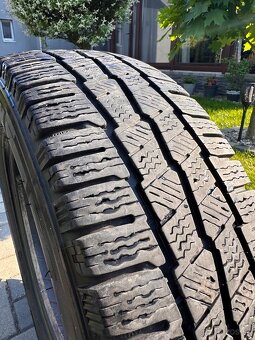 Michelin agilis alpin 215/65 R16 - 3