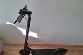 Elektrická kolobežka - Xiaomi Mi Electric Scooter 4 Pro - 3