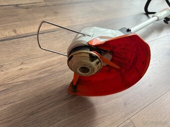 Akumulátorový krovinorez Stihl - 3