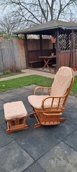 Predam pekne hojdacie kreslo. - 3