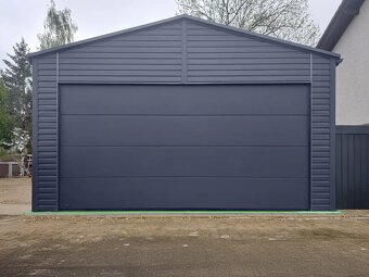 Plechová garáž 6×8 m – SEGMENTOVÁ BRÁNA, RAL 7016 – KOMPLET - 3