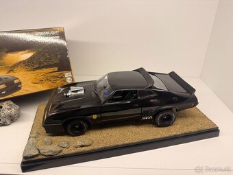 1:18 1973 FORD Falcon XB (V8) Interceptors - Greenlight - 3