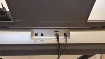 KEYBOARD YAMAHA PSR E403 - 3