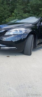 VOLVO V40 D2 ECO KINETIC - 3