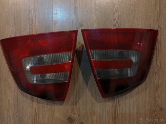 Octavia 2 svetlá - 3
