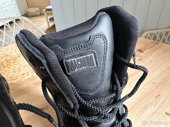 Policajné kanady Magnum - 3