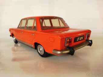 stará hračka Poľský Fiat 125p - 3