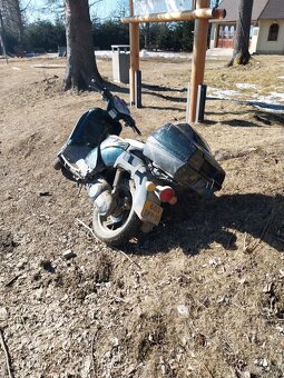 Predam skuter scarabeo 125 je tam mala chyba motora - 3