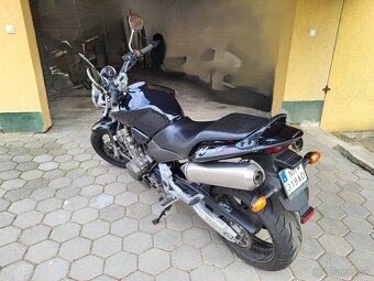 Honda CB900F Hornet - 3