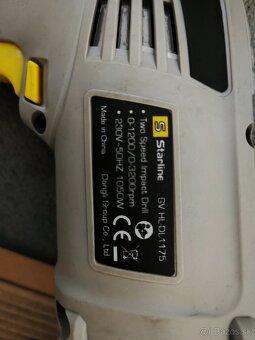 Príklepová vrtacka s reguláciou otáčok 1050 W - 3