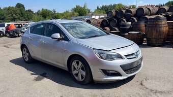 345.Opel Astra J 2.0cdti A20DTH Na náhradní díly - 3