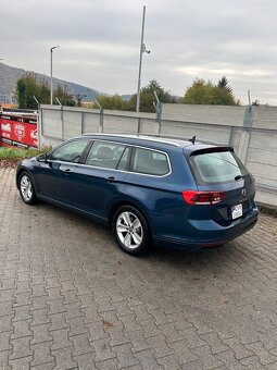 Volkswagen Passat - 3
