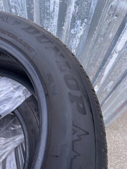 Predám zimné pneumatiky Dunlop 235/60R18, - 3