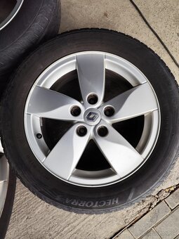 Predám komplet kolesá s letnými pneumatikami - 3