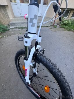 Dievčenský bicykel CUBE Access 240 - AKO NOVÝ - 3