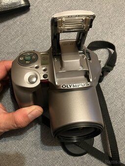 Olympus IS21 - 3