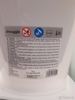 SHNUGGLE Vanička biela s šedou opierkou
- 3