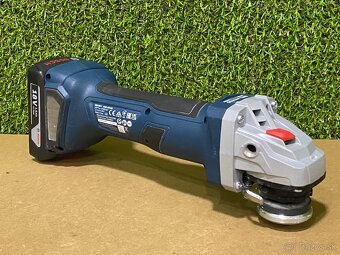 BOSCH Professional GWS 18V-7 akumulátorová uhlová brúska 18V - 3