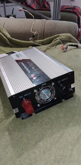 Menič napätia s čistou sínusovou vlnou 1500w - 3