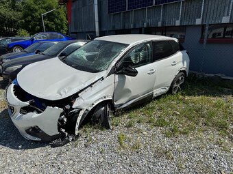 Peugeot 3008 1.6 BlueHDi 120 S&S Allure EAT6 - 3