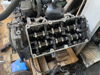 Komplet Motor BKS VW Touareg 3.0 V6 165kw - 3