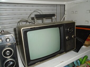 tv - 3