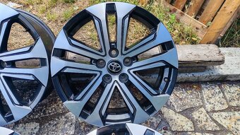 5x114,3 R18 --- TOYOTA RAV4 - 3