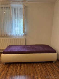 Posteľ s úložným priestorom - 3