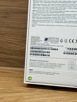 REZERVOVANE Apple iPhone 16e 128GB Black - nerozbalený, nový - 3