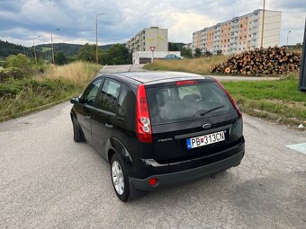 FORD FIESTA 1.3i Futura - 3