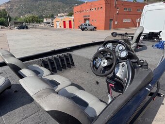 Loď Tracker 175 Bass Boat - 3