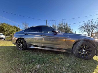 BMW F30 320D xDrive - 3