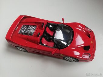 1:18  FERRARI F50  cervena Bburago - 3