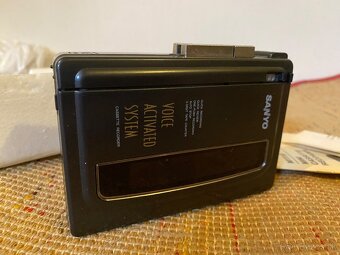 Kazetovy magnetofon Sanyo - 3