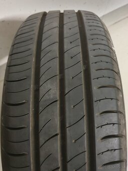 Kumho Ecowing ES31 185/60 R15 84 H letné – dezén cca 90 % - 3