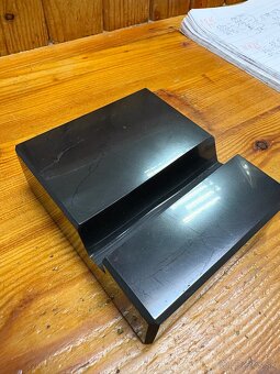 Šungitový stojan na mobil – Štít proti elektrosmogu ✨ - 3