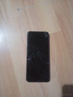 Predávam telefón Poco c40 - 3
