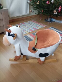 Hojdacie kresielko Kravička - 3
