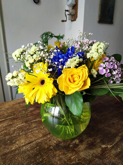 Váza zelenkavá - 3