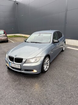 Bmw e90 330 170kw - 3