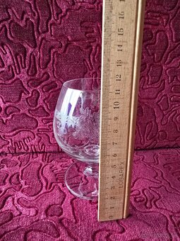 Karafa a napoleonky. - 3