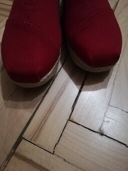 Skechers s pamäťovou penou veľkosť 37 - 3